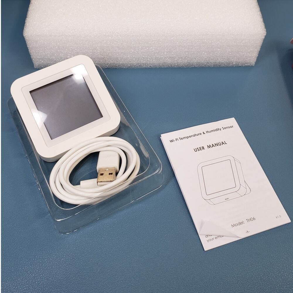 Smart WiFi Temperature Humidity Monitor: TUYA Wireless. Hygrometer - Picture 3 of 6